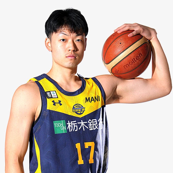 星川開聖がボールを持っている写真